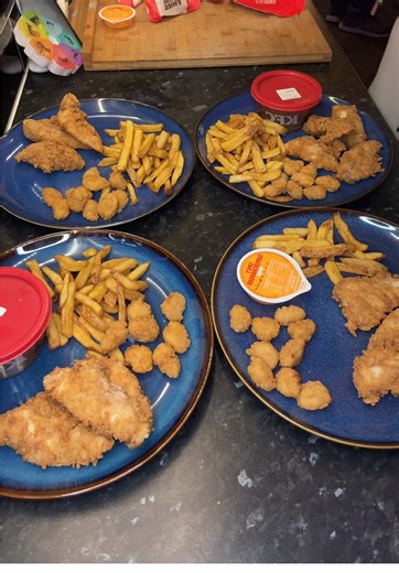 Sunday Takeaway with KFC: A Family Feast