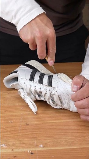 Cutting the Adidas Busenitz Pro in Half to see what's Inside