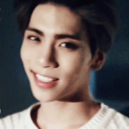 Funny Jonghyun Moments and Edits from SHINee