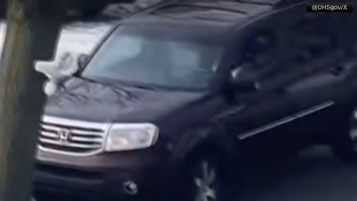 DHS shares new video of minutes before ICE shooting of Renee Good