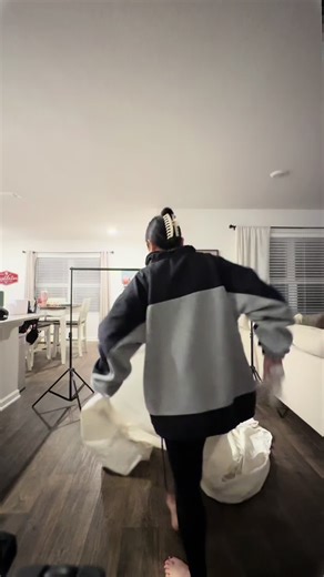 Setting up for my daughters first New Years was so much fun ✨ Shout out to my husband for always keeping it silly 🤣 Book Alexis Lehrmann Photography 🫶🏼 Link in bio #newparents #photography #babyphotography #portraitphotographer #CapCut