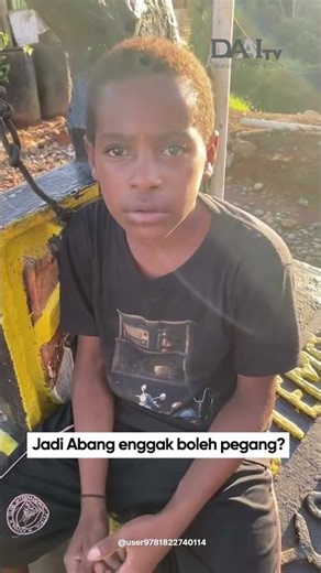 Dari anak Papua ini, kita diingatkan, perbedaan seharusnya bikin saling menghargai. Setuju? #daaitv