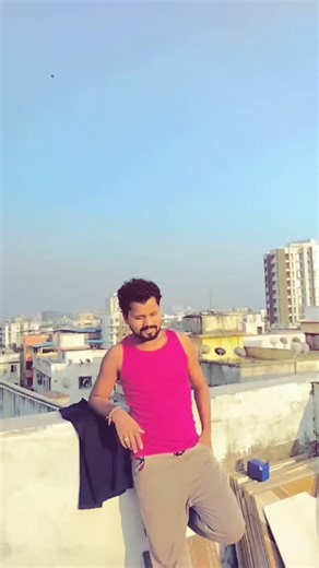 Saddam Khan on Instagram: "Pyar kaike jon chhot hu dokhe baji hola 🔥🔥🔥🔥💕💕💕#training #bhojpurireels❤️😘😘 #bhojpuri_song #bhojpuri_song #reelsinstagram"