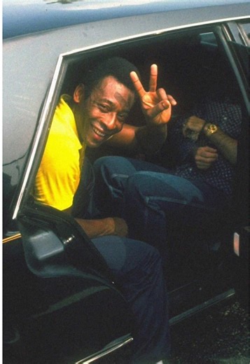 “The perfect gift doesn’t exi-“ #footballtiktok #soccertiktok #fyp | football