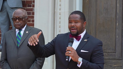 Elevating the Future: Claflin pioneers an Innovation Center for Computer Science & Biotech with $17.4M. Nurturing our dreams, igniting innovation, and reshaping STEM perspectives. #claflinuniversity #elevationandtransformation Read more here: https://www.claflin.edu/news-events/news/2023/08/07/congressman-james-clyburn-makes-check-presentation-to-claflin-university | Claflin University
