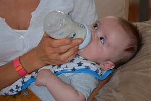 Babies Choking on Milk: Causes and Prevention Tips