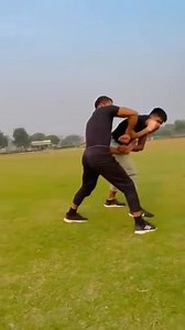 117K views · 1.3K reactions | Easy Self Defense Techniques ! ________________ All my social media accounts links ! https://allmylinks.com/jaleldridi-links | Self Defense | Facebook