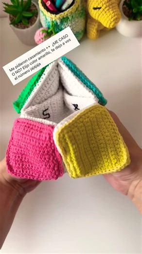 TE AYUDE AMIGA🤣💕#crochet #memes #viral #crochet #crocheting #knitting #amigurumi #yarn #diy #knit
