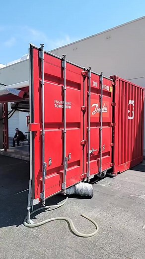 Danfoss CO2 trainer. Welcome to the new age! Lots of careers, and training as CO2 becomes popular around the world. #refrigeration #CO2 #hvacr #hvac #supermarketrefrigeration | Ty Branaman