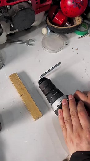 How to remove a drill chuck
