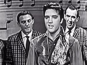 Elvis Presley Fan Reactions to 'Mmm' Moment - Viral Video