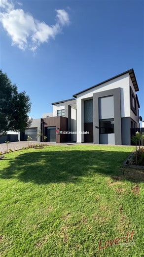 Luxury Home for Sale in Midstream Heights, Centurion