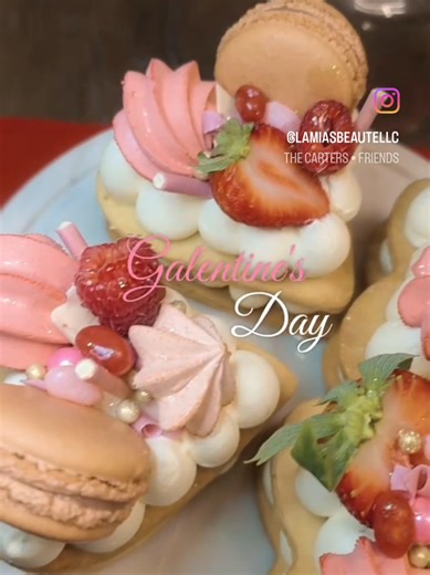 Here's a cute Galentines Day idea! Head on over to Miami to @frudeco for these cute mini cream tart cakes topped with macaroons and ferroro roche chocolate. They're so delicious 😋 and you also gift them in separate cake boxes. Get your favorite take out and decorate the table. Have some dipped strawberries 🍓 make some cute drinks, play games and exchange gifts. Wah Laaaah!!! Galentines Day! Its really a blessing to have friends that love creating beautiful moments with you. #galentinesday❤️ #g
