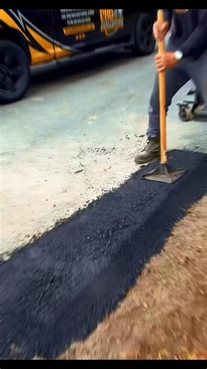 “Preparing the driveway right — root removal done properly!” “No root too tough for BRO Sealcoating and Asphalt Maintenance Inc.”. #DrivewayRepair #RootRemoval #AsphaltMaintenance #BROSealcoating #BeforeAndAfter #comercial #DrivewayCare #whitbyontario #highlightsシ゚ #reelsvideoシ #everyoneシ゚ | Bro Sealcoating