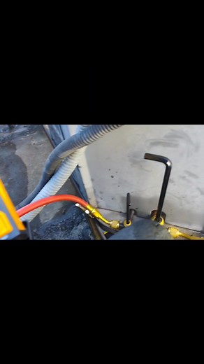 9.1K views · 83 reactions | ¿Porque al tratar de hacer pump down no baja la presión? .. los leo en sus comentarios... . . .. . . . . #HVAC #hvactechnician #refrigeracion | Tecniespacio | Facebook