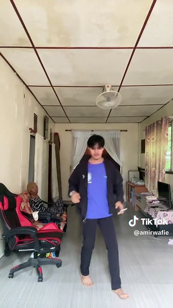 Amir Wafi: Discover the Artistic Journey