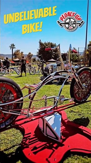 The craftsmanship on this custom bike hits different #shorts #build #wow