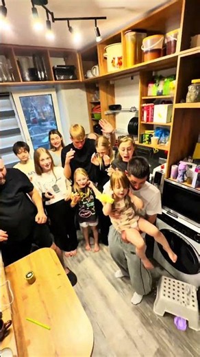 Speak nooooo cat mode my big family💕🙀