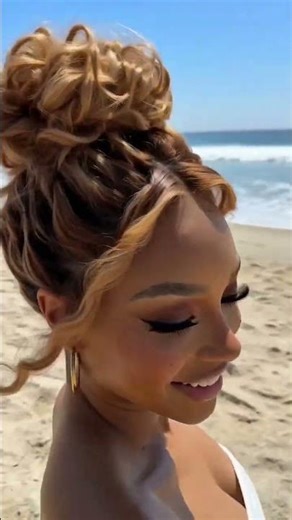 UNice Hair 13x4 Bye Bye Slip™ Lace Frontal Bronde Color With Honey Blonde Highlights Water Wave Wig