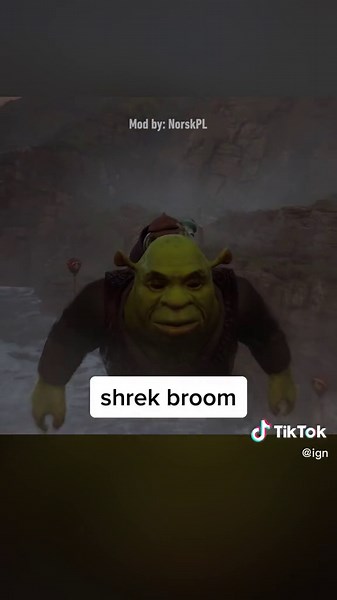 Shrek Modded into Hogwarts Legacy Gameplay