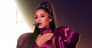 Ariana Grande Reveals What Her Natural Ponytail Looks Like