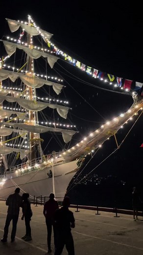 Explora el Buque Escuela Cuauhtémoc en Acapulco