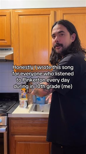 GLOM on Instagram: "El scorcho #indierock #shoegaze #slowcore #midwestemo #pinkerton"