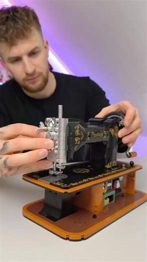 WERBUNG | Let's build "Pantasy - Hand Crank Sewing Machine | Set 85028"🧵🪡#sewing #retro #bricks