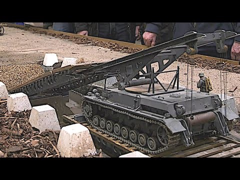Amazing WW2 German RC Bridge Layer Tank bridge building Brückenlegepanzer IV Wehrmacht Panzer 4