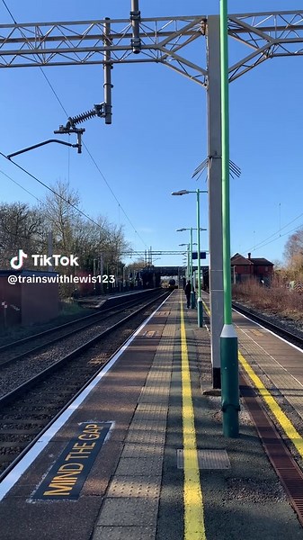 Class 390 passes Acton Bridge towards London Euston #railway #trainspotting #trains #travel #highspeed