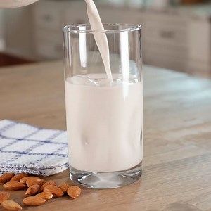 To avoid hidden ingredients (and get the biggest bang for your buck), try making almond milk at home! 🥛 Here's our favorite recipe: http://bit.ly/2NxGnQn | Ancient Nutrition