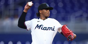 Marlins focus on areas of progress after dropping series to D-backs