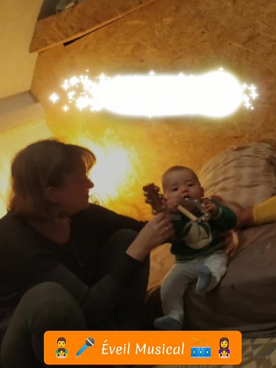 🎤Cet atelier Éveil Musical parents-enfants, c'était samedi dernier à Bulle de Bien Naître à Poitiers 👩‍👧🥁👨‍👧 🎙Un atelier unique de : Découverte 🔍 Complicité👨‍👧✨ Joie🤩 Bonne humeur🤗 Partage 👩‍👧✨ Échange 🙈👶🙉😉 Chansons 🎤 Rythme 🎹... ☁ Un moment suspendu en famille 👨‍👩‍👧✨👨‍👧✨✨👶👨‍👧 et en petit groupe 👨‍👩‍👧‍👦✨😊🎺 À très vite, pour le prochain : 👉 et c'est dès ce week-end samedi 22/11 😉✨ #musiquefamille #ateliersparentsenfants #bulledebiennaitrepoitiers #zeneveil #joi