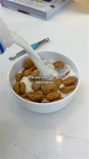 15M views · 480K reactions | homemade cookie crisp anyone?  #funny #relatable #cookies #minicookies #freewill #cookiecrisp #baker #baking | Cooking with Karli | Facebook