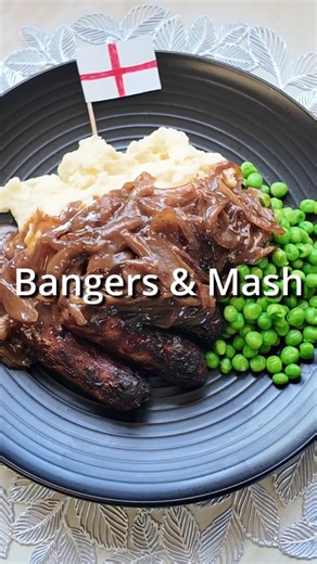 [Bangers & Mash] #Britishfood #comfortfood #homecook #dinner #dinnerideas #worldcup