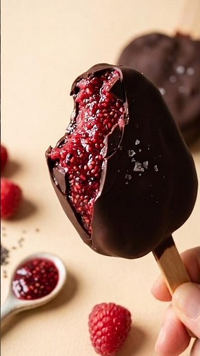 Dark Chocolate Summer Treat 🍫 Healthy Frozen Dessert in Minutes! #viral #chocolate #summer