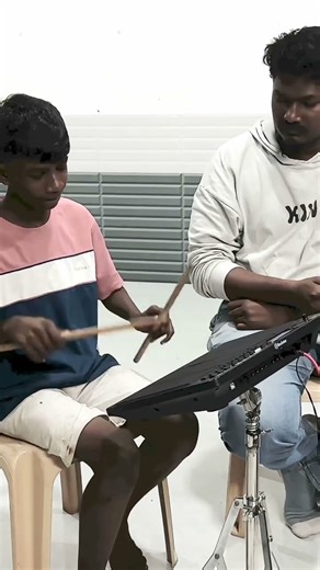 Students learning rhythm Pad #yamahadtxmulti12