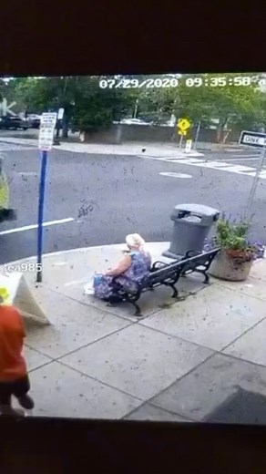 Insane Clips on Instagram: "OH NAH 😭😭😭 WATCH TILL THE END"