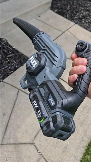This new Flex blower is real nass like #shorts @flexpowertoolsnorthamerica