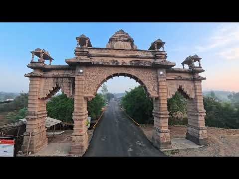 Way to Dev Mogra Temple 