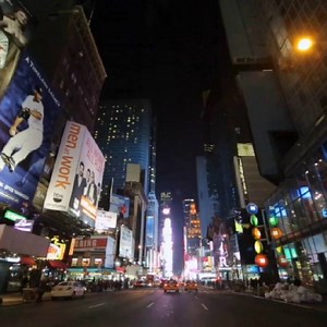 Hunting for a killer in the city that never sleeps. #48hours, tonight at 10/9c. https://cbsn.ws/2NuSE5q | 48 Hours