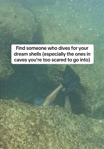 Treasure Hawaii (@treasurehawaii) - Freediving Adventures: Discovering Seashells in Hawaii