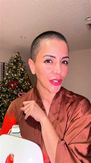 Aging Gracefully with the ULIKE ReGlow Mask