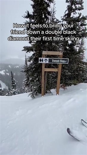 My friend had a rough time on this trail😭 #skitok #skiing #parkskiing #powderskiing #fyp