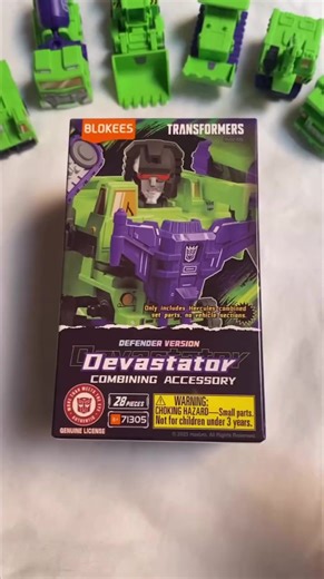 Transformación Completa del Devastador de Blokees