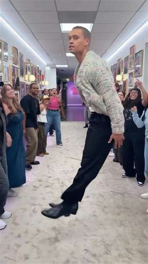 Tyriq Withers Dancing #tyriqwithers #dance #jenniferhudsonshow