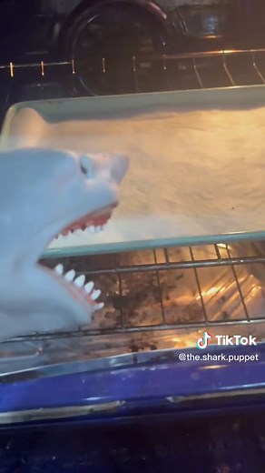 EVIL COOKIES #foryou #christmas #sharkpuppet