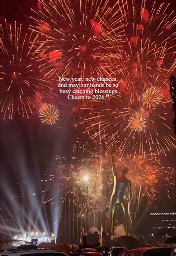 Manifesting a soft, successful 2026✨ Happy new year everyone! #Newyear#2026#fireworks#bridgetown#fypシ゚viral