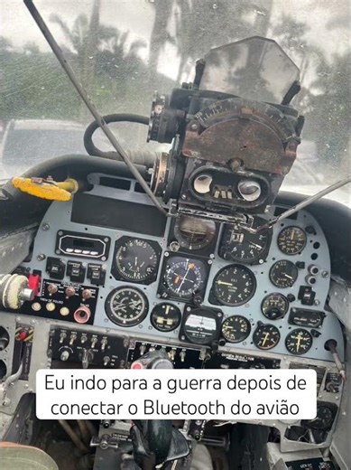 Eu indo para a guerra depois de conectar o Bluetooth do avião.