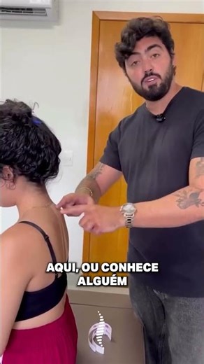 APLICAÇÃO DE FITA PARA TRATAR CALOMBINHO NA NUCA